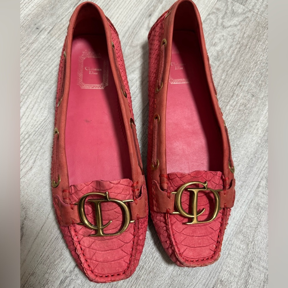 Christian Dior CD Logo Loafers Size 38 Coral Pink Leather Slip On Flats Women